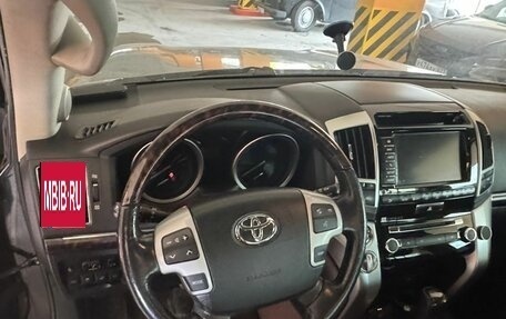 Toyota Land Cruiser 200, 2014 год, 4 550 000 рублей, 20 фотография