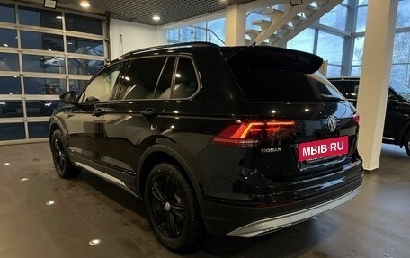 Volkswagen Tiguan II, 2020 год, 3 093 000 рублей, 5 фотография