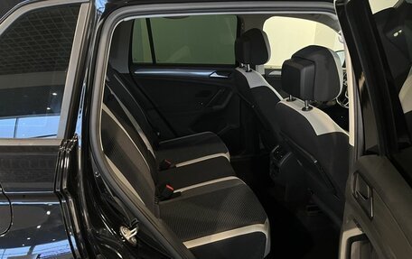 Volkswagen Tiguan II, 2020 год, 3 093 000 рублей, 17 фотография