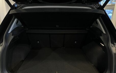 Volkswagen Tiguan II, 2020 год, 3 093 000 рублей, 18 фотография