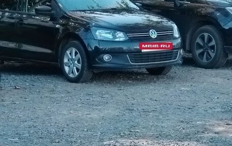 Volkswagen Polo VI (EU Market), 2014 год, 800 000 рублей, 4 фотография