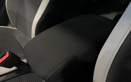 Volkswagen Tiguan II, 2020 год, 3 093 000 рублей, 33 фотография