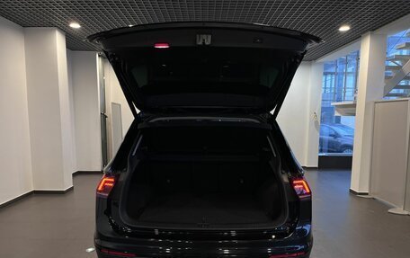 Volkswagen Tiguan II, 2020 год, 3 093 000 рублей, 38 фотография