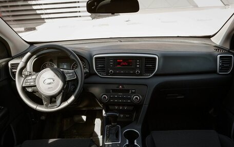 KIA Sportage IV рестайлинг, 2018 год, 1 875 000 рублей, 7 фотография