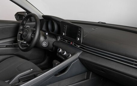 Hyundai Elantra, 2020 год, 1 900 000 рублей, 7 фотография