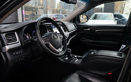 Toyota Highlander III, 2014 год, 2 150 000 рублей, 14 фотография