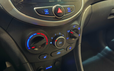 Hyundai Solaris II рестайлинг, 2012 год, 575 000 рублей, 11 фотография