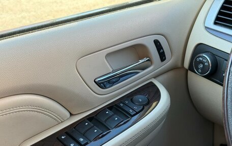 Cadillac Escalade III, 2007 год, 1 456 000 рублей, 19 фотография