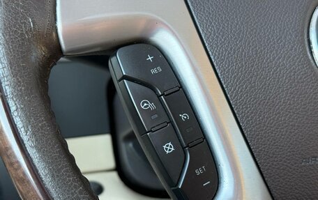 Cadillac Escalade III, 2007 год, 1 456 000 рублей, 17 фотография