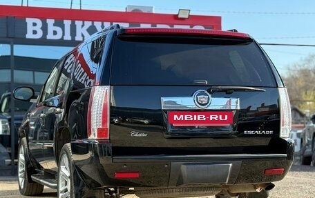 Cadillac Escalade III, 2007 год, 1 456 000 рублей, 9 фотография