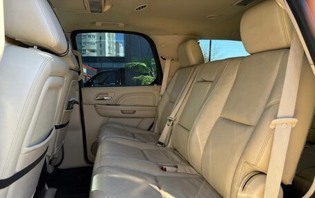Cadillac Escalade III, 2007 год, 1 456 000 рублей, 31 фотография