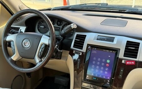 Cadillac Escalade III, 2007 год, 1 456 000 рублей, 25 фотография