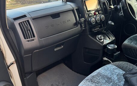 Mitsubishi Delica D:5 I, 2010 год, 1 980 000 рублей, 4 фотография