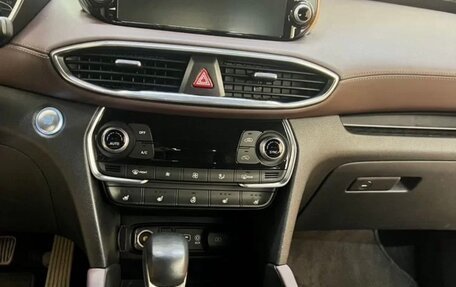 Hyundai Santa Fe IV, 2020 год, 2 650 000 рублей, 18 фотография