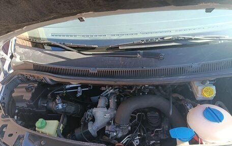 Volkswagen Caravelle T5, 2010 год, 1 590 000 рублей, 6 фотография