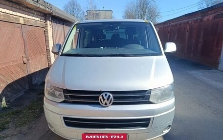 Volkswagen Caravelle T5, 2010 год, 1 590 000 рублей, 2 фотография