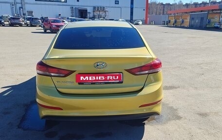 Hyundai Elantra VI рестайлинг, 2016 год, 1 250 000 рублей, 5 фотография