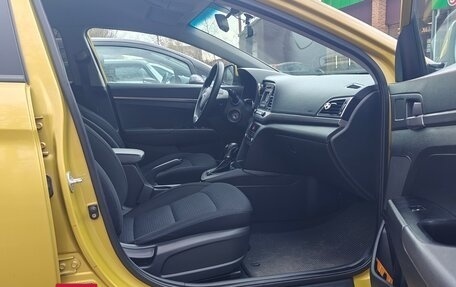 Hyundai Elantra VI рестайлинг, 2016 год, 1 250 000 рублей, 9 фотография