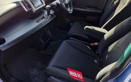 Honda Freed I, 2012 год, 950 000 рублей, 14 фотография