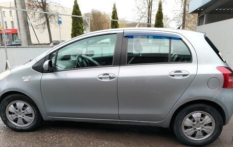 Toyota Yaris III рестайлинг, 2006 год, 500 000 рублей, 4 фотография