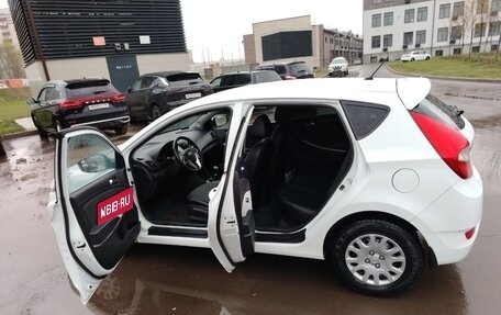 Hyundai Solaris II рестайлинг, 2012 год, 780 000 рублей, 13 фотография