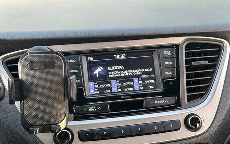 Hyundai Solaris II рестайлинг, 2018 год, 1 350 000 рублей, 16 фотография