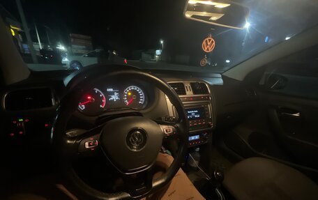 Volkswagen Polo VI (EU Market), 2016 год, 930 000 рублей, 12 фотография