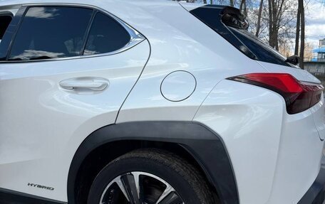 Lexus UX I, 2020 год, 3 230 000 рублей, 4 фотография