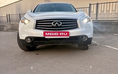 Infiniti FX II, 2012 год, 2 000 000 рублей, 5 фотография