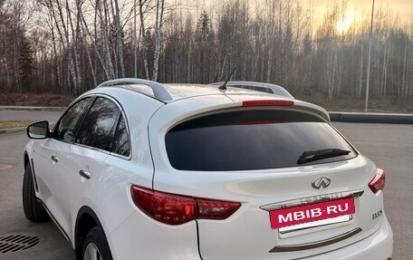 Infiniti FX II, 2012 год, 2 000 000 рублей, 4 фотография