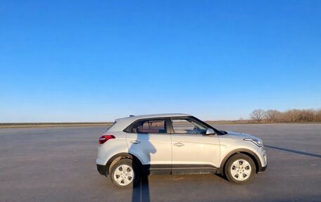 Hyundai Creta I рестайлинг, 2019 год, 1 599 000 рублей, 2 фотография