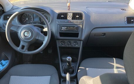 Volkswagen Polo VI (EU Market), 2010 год, 550 000 рублей, 8 фотография