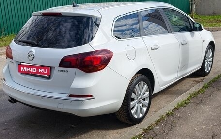 Opel Astra J, 2014 год, 1 200 000 рублей, 2 фотография