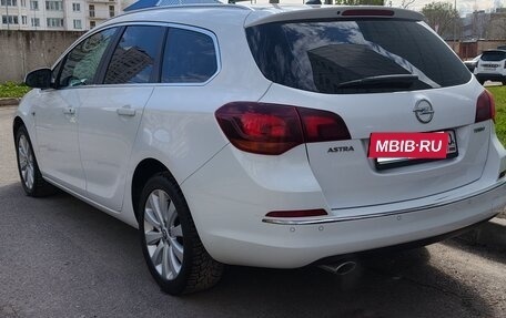 Opel Astra J, 2014 год, 1 200 000 рублей, 3 фотография