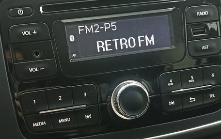 Renault Sandero II рестайлинг, 2016 год, 819 999 рублей, 22 фотография