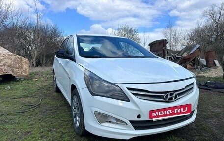 Hyundai Solaris II рестайлинг, 2014 год, 300 000 рублей, 2 фотография