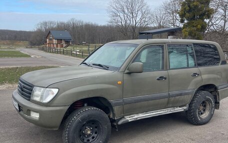 Toyota Land Cruiser 100 рестайлинг 2, 2004 год, 1 500 000 рублей, 7 фотография