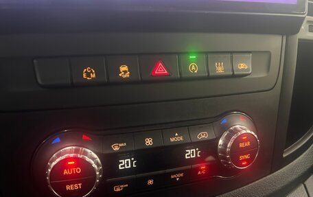 Mercedes-Benz Vito, 2017 год, 4 100 000 рублей, 10 фотография