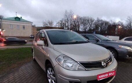 Nissan Tiida, 2010 год, 620 000 рублей, 2 фотография