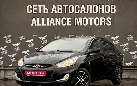 Hyundai Solaris II рестайлинг, 2013 год, 930 000 рублей, 3 фотография