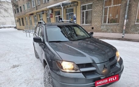 Mitsubishi Outlander III рестайлинг 3, 2003 год, 580 000 рублей, 1 фотография