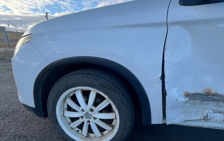 Mitsubishi Outlander III рестайлинг 3, 2014 год, 1 150 000 рублей, 6 фотография