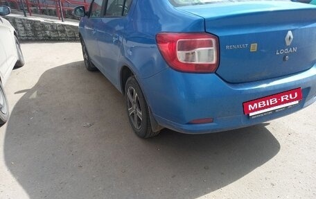 Renault Logan II, 2017 год, 1 010 000 рублей, 2 фотография