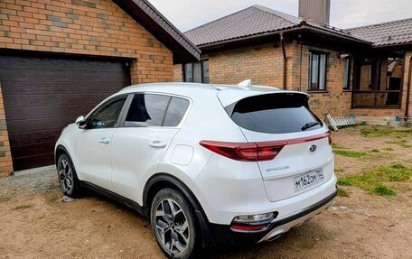 KIA Sportage IV рестайлинг, 2020 год, 2 350 000 рублей, 3 фотография