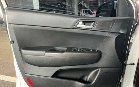 KIA Sportage IV рестайлинг, 2020 год, 2 350 000 рублей, 13 фотография