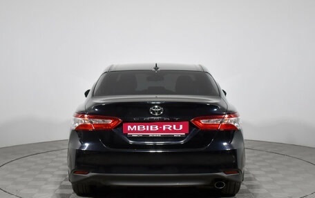 Toyota Camry, 2019 год, 2 590 000 рублей, 6 фотография