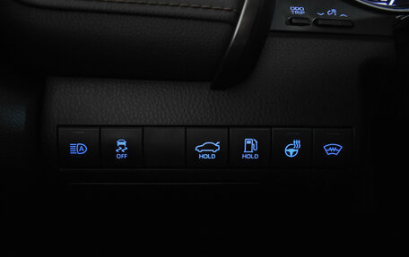 Toyota Camry, 2019 год, 2 590 000 рублей, 19 фотография