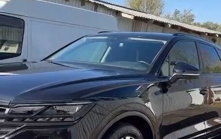 Volkswagen Touareg III, 2018 год, 4 900 000 рублей, 5 фотография