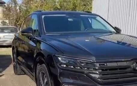 Volkswagen Touareg III, 2018 год, 4 900 000 рублей, 6 фотография