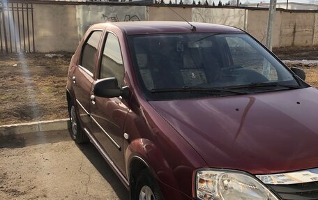 Renault Logan I, 2010 год, 555 000 рублей, 2 фотография